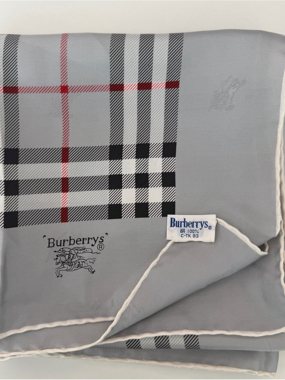 Burberry Vintage Light Gray Plaid Scarf - Picture 1 of 5